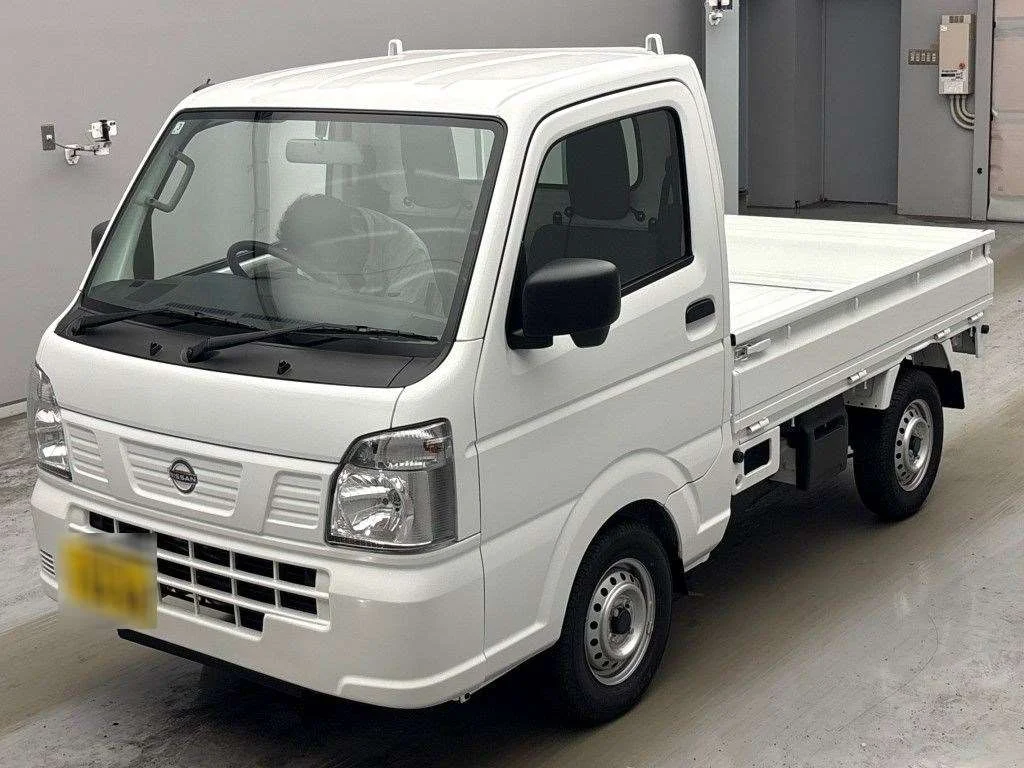 Nissan NT100 Clipper DR16T 2026
